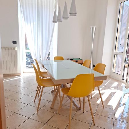La Terrazza Apartment,A 50 Mt Dal Mare Varraze Exterior foto