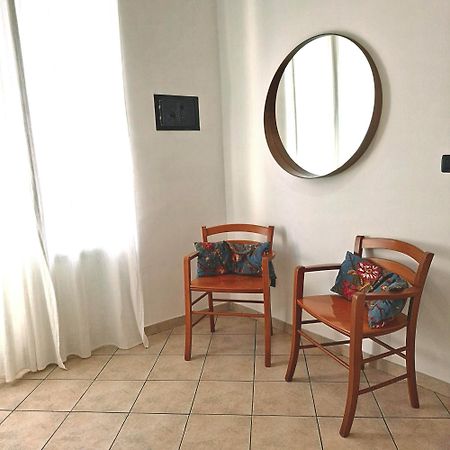La Terrazza Apartment,A 50 Mt Dal Mare Varraze Exterior foto